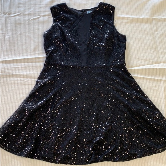 Cynthia Rowley Dresses & Skirts - Cynthia Rowley Sequin Cocktail Dress